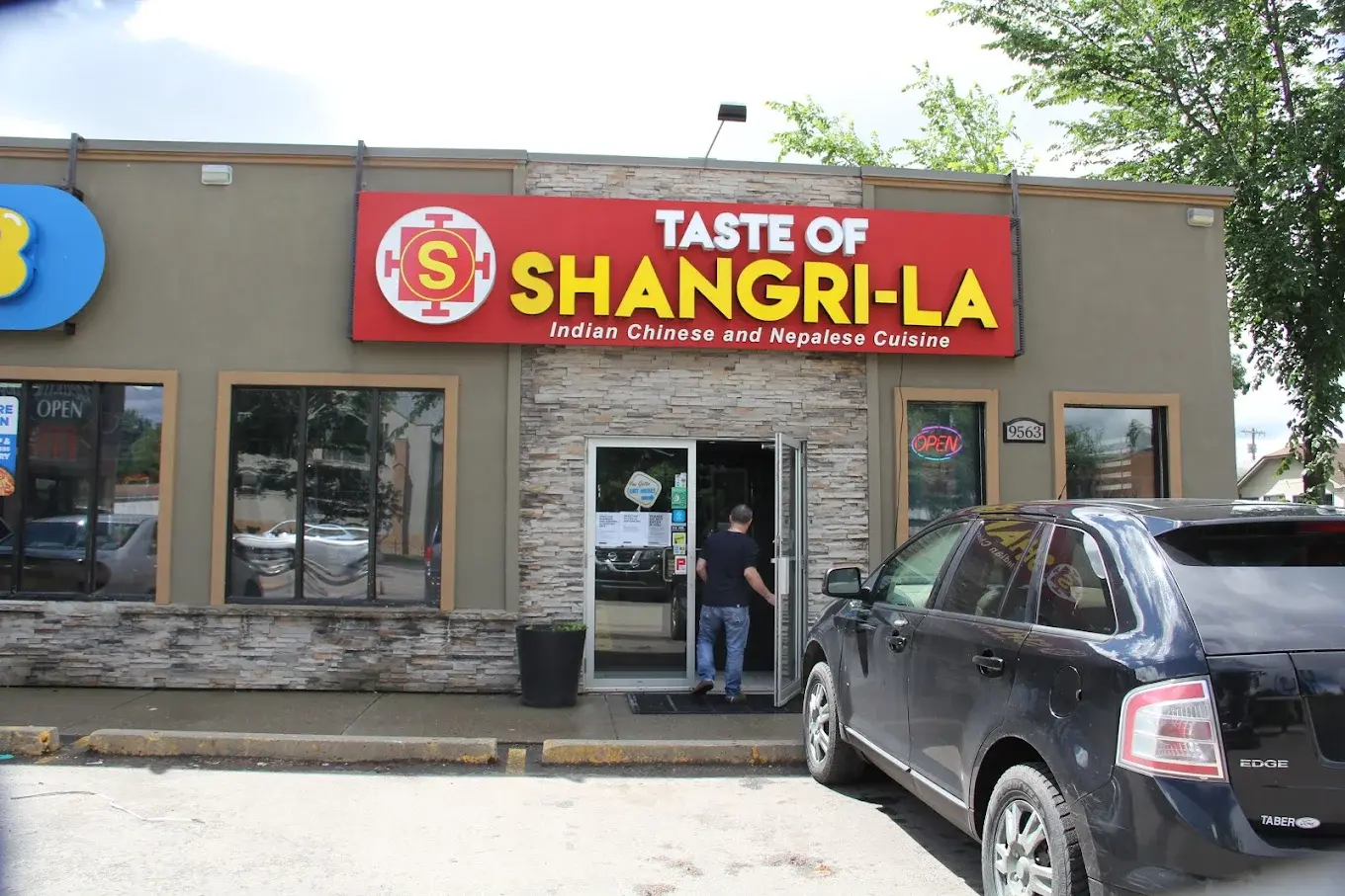 Authentic Indian and Nepalese restaurant in Edmonton - Taste of Shangri-La on 118 Ave NW